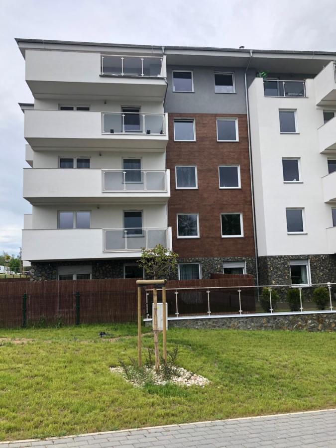 Apartament Happiness Jelenia Gora Exterior photo